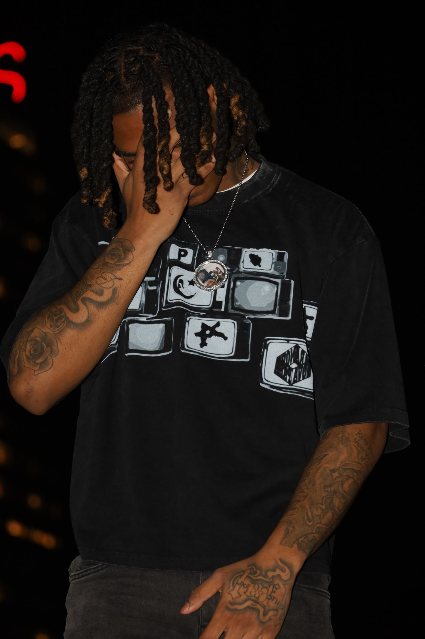 Broadcast Tee - Nova Para